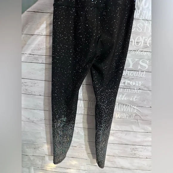 Beyond Yoga Alloy Ombre High Waisted Leggings in Black rainbow Speckle Size M - Picture 9 of 9